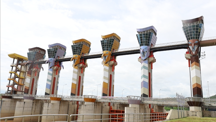 เปิดแลนด์มาร์คใหม่เมืองเลย!! ที่ประตูระบายน้ำศรีสองรัก อำเภอเชียงคาน | มองอีสาน Special | PRLOEI